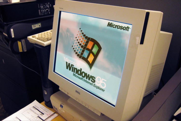 What's the difference between broadband and dial-up internet? 3