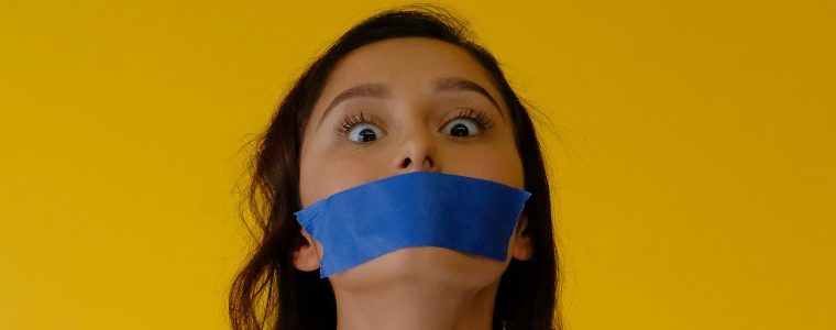 Free speech online: For & Against
