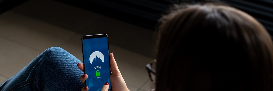 Password manager utility on smartphone