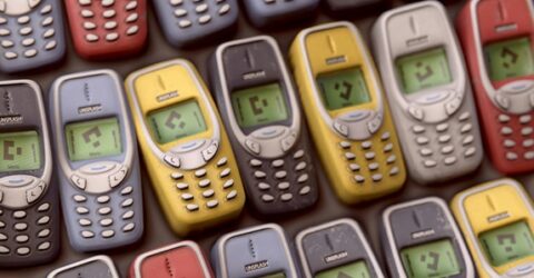 How dumbphones could reset our relationship with the internet